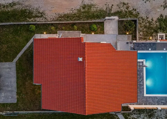 Вилла House Karla