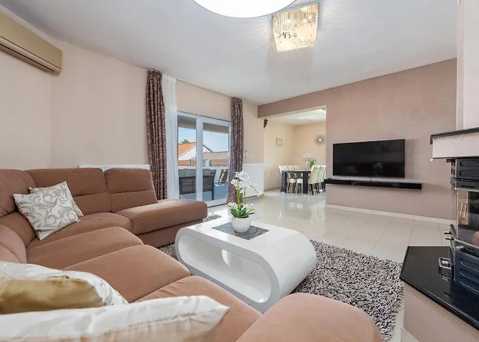 House Karla Вилла